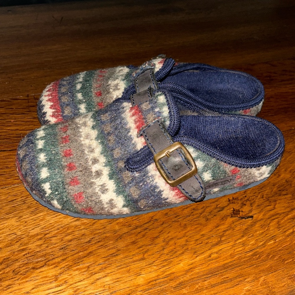 Giesswein wool clogs